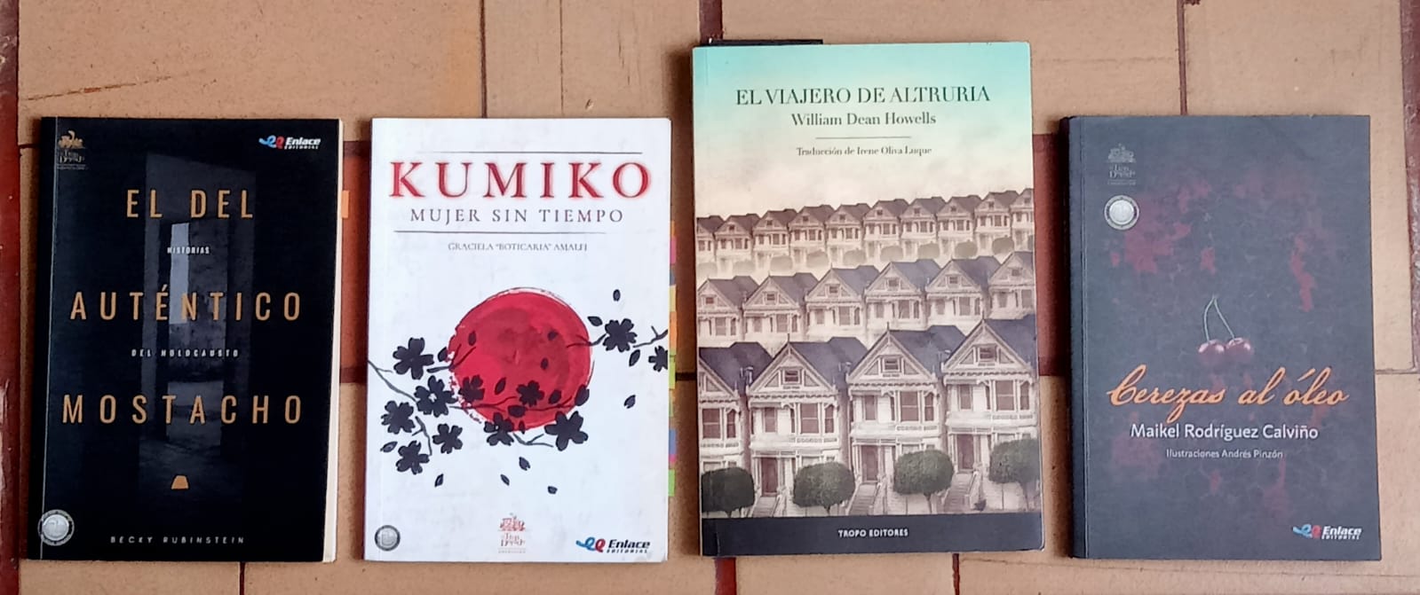 Libros escolares de lectura y producción escrita